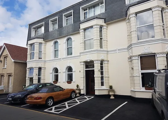 Maison Gorey Hotel 2*